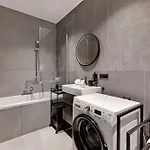 Magic Old Town With Parking By Lion Apartamento *