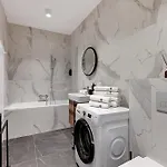 Magic Old Town With Parking By Lion Apartmán *