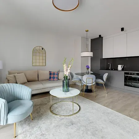 Magic Old Town With Parking By Lion Appartamento