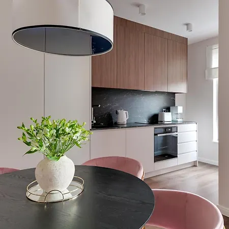 公寓 Magic Old Town With Parking By Lion *