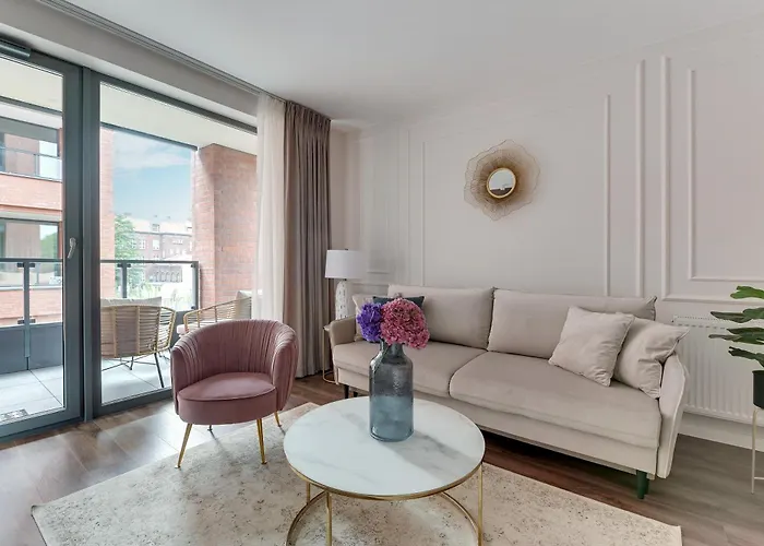 Apartment Magic Old Town With Parking By Lion Danzig