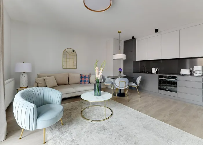 Magic Old Town With Parking By Lion Apartment