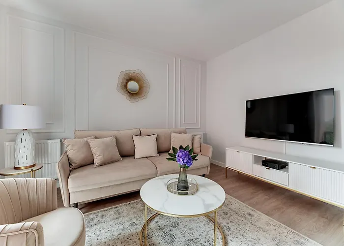 Magic Old Town With Parking By Lion Apartmán *